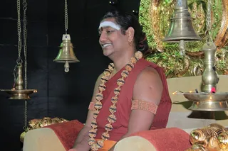 https://nithyananda.org/sites/default/files/photo-gallery/2014-08aug-29-nithyananda-diary_IMG_0182_bidadi-padapuja-swamiji.JPG?1409374978