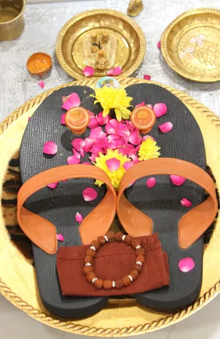 https://nithyananda.org/sites/default/files/photo-gallery/2014-09sep-03-nithyananda-diary_IMG_2017_bidadi-swamiji-paduka.JPG?1409748737