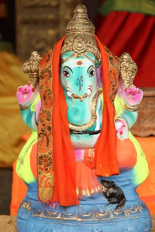 https://nithyananda.org/sites/default/files/photo-gallery/2014-09sep-05-nithyananda-diary_IMG_2554_bidadi-temple-ganesha.JPG?1410263248