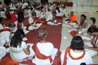 https://nithyananda.org/sites/default/files/photo-gallery/2014-09sep-05-nithyananda-diary_IMG_2644_bidadi-innerawakening-session-participants.JPG?1410263193