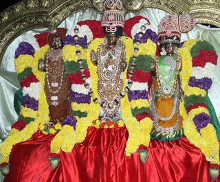 https://nithyananda.org/sites/default/files/photo-gallery/2014-09sep-06-nithyananda-diary_IMG_2947_bidadi-temple-nithyanandeshwara.JPG