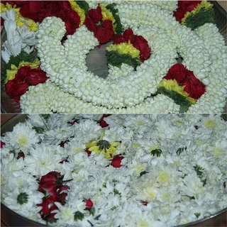 https://nithyananda.org/sites/default/files/photo-gallery/2014-09sep-06-nithyananda-diary_IMG_2956_2958_bidadi-temple-mala.JPG