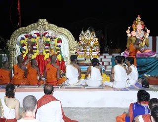 https://nithyananda.org/sites/default/files/photo-gallery/2014-09sep-06-nithyananda-diary_IMG_2995_bidadi-temple-homa-balasanth.JPG