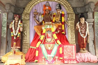 https://nithyananda.org/sites/default/files/photo-gallery/2014-09sep-07-nithyananda-diary_IMG_3306_bidadi-temple-sanctum.JPG