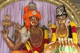 https://nithyananda.org/sites/default/files/photo-gallery/2014-09sep-07-nithyananda-diary_IMG_3307_bidadi-temple-sanctum-anandeshwara-anandeshwari.JPG