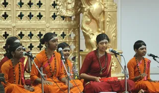 https://nithyananda.org/sites/default/files/photo-gallery/2014-09sep-11th-nithyananda-diary_IMG_4435_bidadi-kirthan.JPG