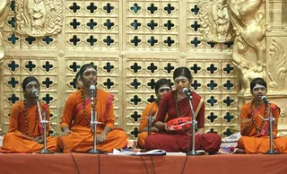 https://nithyananda.org/sites/default/files/photo-gallery/2014-09sep-11th-nithyananda-diary_IMG_4438_bidadi-kirthan.JPG