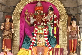 https://nithyananda.org/sites/default/files/photo-gallery/2014-09sep-16th-nithyananda-diary_IMG_6877_bidadi-temple-sanctum.JPG?1411105108