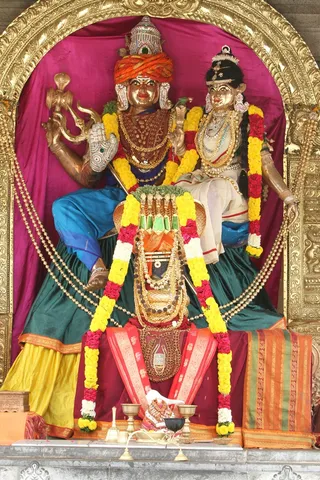 https://nithyananda.org/sites/default/files/photo-gallery/2014-09sep-18-nithyananda-diary_IMG_7353_bidadi-temple-sanctum-anandeshwara-anandeshwari_0.JPG?1411159738