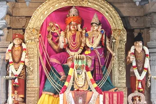 https://nithyananda.org/sites/default/files/photo-gallery/2014-09sep-22nd-nithyananda-diary_IMG_8436_bidadi-temple-sanctum.JPG?1411458695