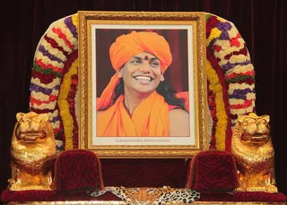 https://nithyananda.org/sites/default/files/photo-gallery/2014-09sep-26th-nithyananda-diary_IMG_8385_bidadi.JPG?1411813153