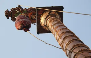 https://nithyananda.org/sites/default/files/photo-gallery/2014-09sep-26th-nithyananda-diary_IMG_9317_bidadi-dhwaja-stamba.JPG?1411813260