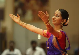 https://nithyananda.org/sites/default/files/photo-gallery/2014-09sep-26th-nithyananda-diary_IMG_9555_bidadi-navaratri-celebration-dance.JPG?1411813429