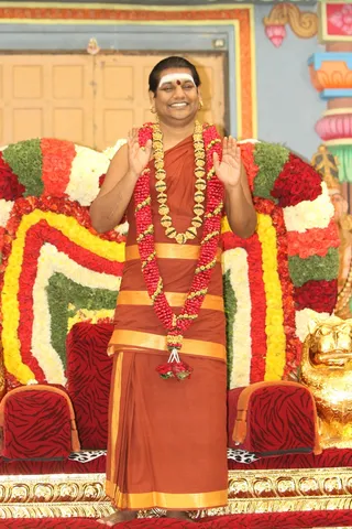 https://nithyananda.org/sites/default/files/photo-gallery/2014-09sep-27-nithyananda-diary_IMG_9622_bidadi-swamiji-blessing.JPG?1412408245