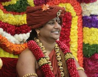 https://nithyananda.org/sites/default/files/photo-gallery/2014-11nov-26th-nithyananda-diary_IMG_8682_bidadi-swamiji.JPG?1417114133