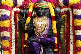 https://nithyananda.org/sites/default/files/photo-gallery/2014-11nov-29th-nithyananda-diaryIMG_9975_bidadi-temple-dakshinamooorthi.JPG?1417258322