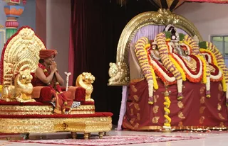 https://nithyananda.org/sites/default/files/photo-gallery/2014-12dec-01st-nithyananda-diary_IMG_0031_bidadiswamiji.JPG?1417438828