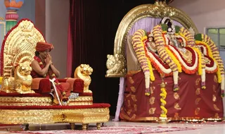 https://nithyananda.org/sites/default/files/photo-gallery/2014-12dec-01st-nithyananda-diary_IMG_0039_bidadiswamiji.JPG?1417438842