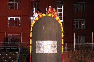 https://nithyananda.org/sites/default/files/photo-gallery/2014-12dec-01st-nithyananda-diary_IMG_9751_bidadi-rudrabisekam.JPG