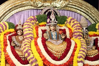 https://nithyananda.org/sites/default/files/photo-gallery/2014-12dec-01st-nithyananda-diary_IMG_9922_bidadi.JPG?1417438731