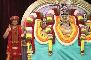 https://nithyananda.org/sites/default/files/photo-gallery/2014-12dec-03rd-nithyananda-diary_IMG_9858_bidadi-swamiji.JPG?1417700996