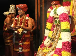 http://nithyananda.org/sites/default/files/photo-gallery/2014-12dec-05th-nithyananda-diary_IMG_0245_bidadi-barani-deepam.JPG