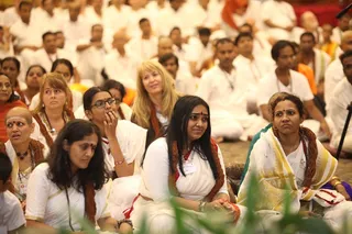 https://nithyananda.org/sites/default/files/photo-gallery/2014-12dec-10th-nithyananda-diary_IMG_0037_combodia-inner-awakening-participants.jpg?1418219451