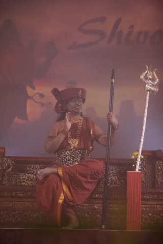 https://nithyananda.org/sites/default/files/photo-gallery/2014-12dec-10th-nithyananda-diary_IMG_9888_combodia-inner-awakenin-swamiji.jpg?1418217910