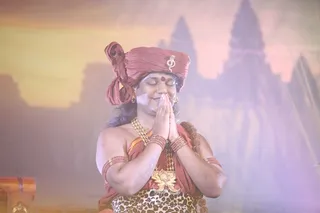 https://nithyananda.org/sites/default/files/photo-gallery/2014-12dec-10th-nithyananda-diary_IMG_9973_combodia-inner-awakening-swamiji.jpg?1418218427