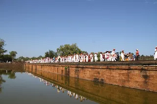 https://nithyananda.org/sites/default/files/photo-gallery/2014-12dec-11th-nithyananda-diary_IMG_2411_combodia-inner-awakening.jpg?1418386872