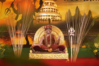https://nithyananda.org/sites/default/files/photo-gallery/2014-12dec-14th-nithyananda-diary_IMG_4372_cambodia-satsang-swamiji.JPG?1418623416
