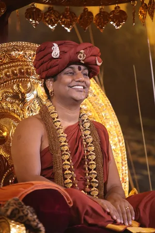 https://nithyananda.org/sites/default/files/photo-gallery/2014-12dec-14th-nithyananda-diary_IMG_4384_cambodia-satsang-swamiji.JPG?1418623439