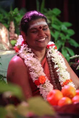 http://nithyananda.org/sites/default/files/photo-gallery/2015-01jan-03nd-nithyananda-diary_IMG_2052_bidadi-swamiji.JPG