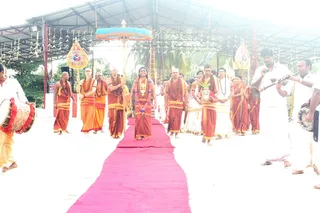 http://nithyananda.org/sites/default/files/photo-gallery/2015-01jan-04th-nithyananda-diary_IMG_2531_bidadi-jayanthi-bramhotsava.JPG