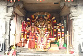 http://nithyananda.org/sites/default/files/photo-gallery/2015-01jan-04th-nithyananda-diary_IMG_2656_bidadi-jayanthi-bramhotsava.JPG
