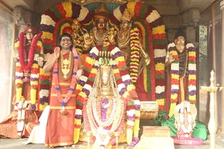 http://nithyananda.org/sites/default/files/photo-gallery/2015-01jan-04th-nithyananda-diary_IMG_2659_bidadi-jayanthi-bramhotsava.JPG