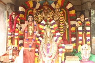 http://nithyananda.org/sites/default/files/photo-gallery/2015-01jan-04th-nithyananda-diary_IMG_2662_bidadi-jayanthi-bramhotsava.JPG