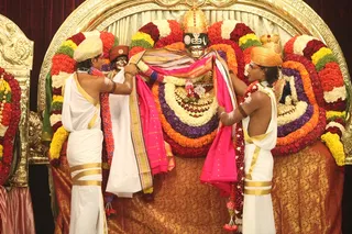 http://nithyananda.org/sites/default/files/photo-gallery/2015-01jan-09th-nithyananda-diary_IMG_3938_bidadi-kalyanotsava_0.JPG