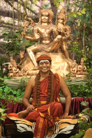 http://nithyananda.org/sites/default/files/photo-gallery/2015-01jan-10th-nithyananda-diary_IMG_4187_bidadi-swamiji-nithya-satsang.JPG