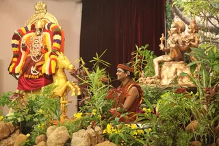 http://nithyananda.org/sites/default/files/photo-gallery/2015-01jan-10th-nithyananda-diary_IMG_4195_bidadi-swamiji-nithya-satsang.JPG