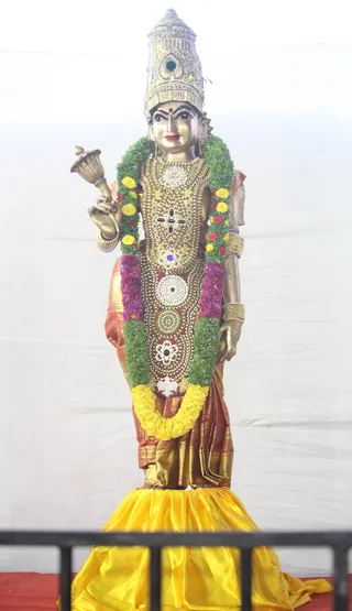 http://nithyananda.org/sites/default/files/photo-gallery/2015-01jan-12th-nithyananda-diary_IMG_5260_bidadi-atirudra-mahayaga-day2.JPG