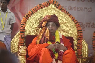 http://nithyananda.org/sites/default/files/photo-gallery/2015-01jan-12th-nithyananda-diary_IMG_5281_bidadi-atirudra-mahayaga-day2.JPG