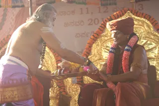 http://nithyananda.org/sites/default/files/photo-gallery/2015-01jan-12th-nithyananda-diary_IMG_5324_bidadi-atirudra-mahayaga-day2.JPG