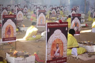 http://nithyananda.org/sites/default/files/photo-gallery/2015-01jan-12th-nithyananda-diary_IMG_5517_bidadi-atirudra-mahayaga-day2.JPG
