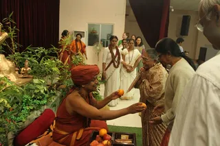 http://nithyananda.org/sites/default/files/photo-gallery/2015-01jan-20th-nithyananda-diary_IMG_9793_boidadi-satsang-kalpataru.JPG