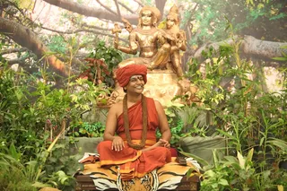 http://nithyananda.org/sites/default/files/photo-gallery/2015-01jan-22nd-nithyananda-diary_IMG_0116_bidadi-satsang-swamiji.JPG