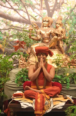 Swamiji during Nithya Kriya Yoga Session