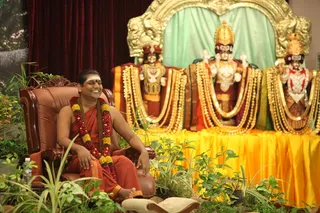 http://nithyananda.org/sites/default/files/photo-gallery/2015-01jan-24th-nithyananda-diary_IMG_0713_bidadi-nky-day-2--session-swamiji.JPG