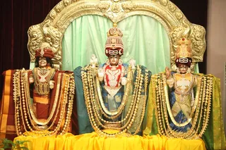 Sri Nithyanandeshwara, Nithyanandeshwari and Bhagavan Sri Nithyananda Paramashivam