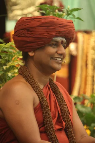 http://nithyananda.org/sites/default/files/photo-gallery/2015-01jan-25th-nithyananda-diary_IMG_1070_bidadi-nithya-satsang-swamiji.JPG